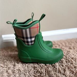 Burberry Green and Plaid Kids Boots